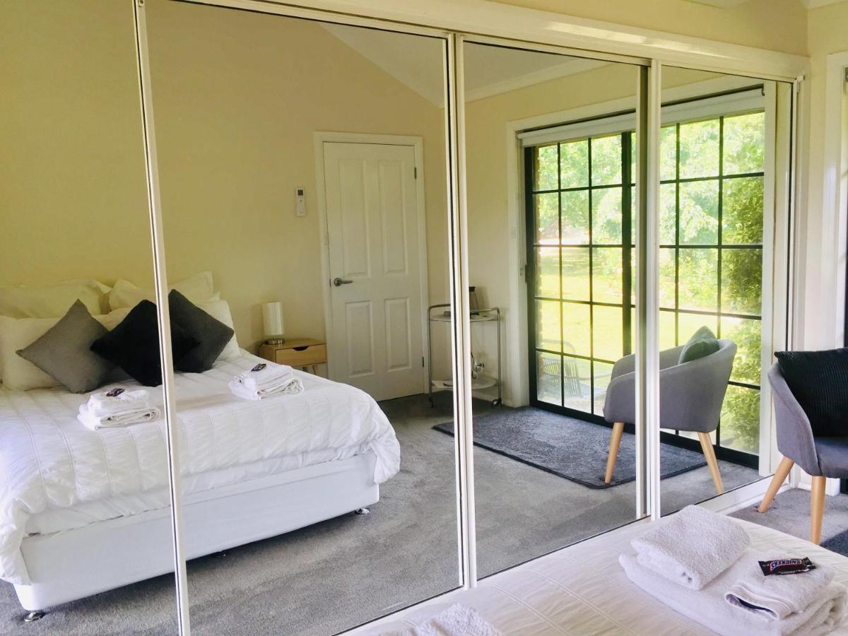 Rosewhite House Bed & Breakfast Myrtleford Dış mekan fotoğraf