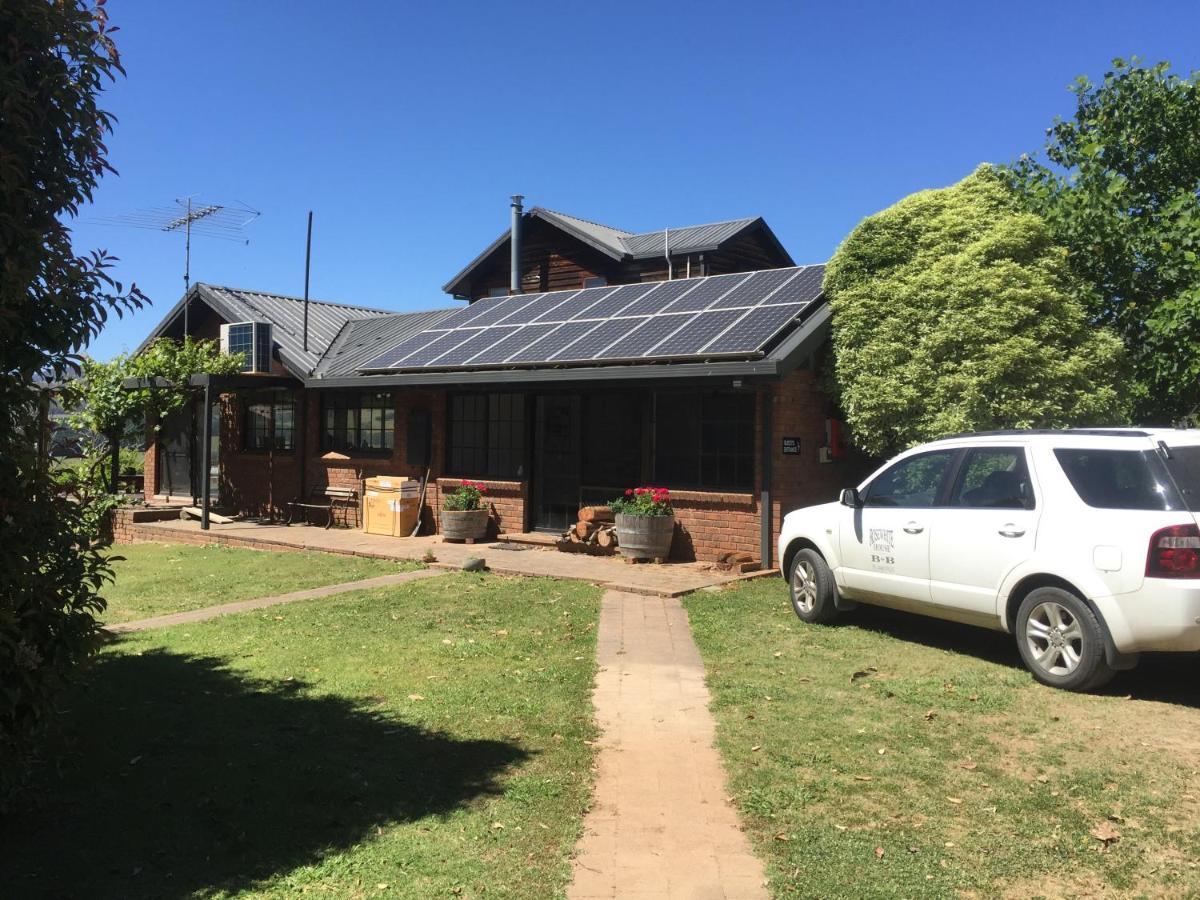 Rosewhite House Bed & Breakfast Myrtleford Dış mekan fotoğraf