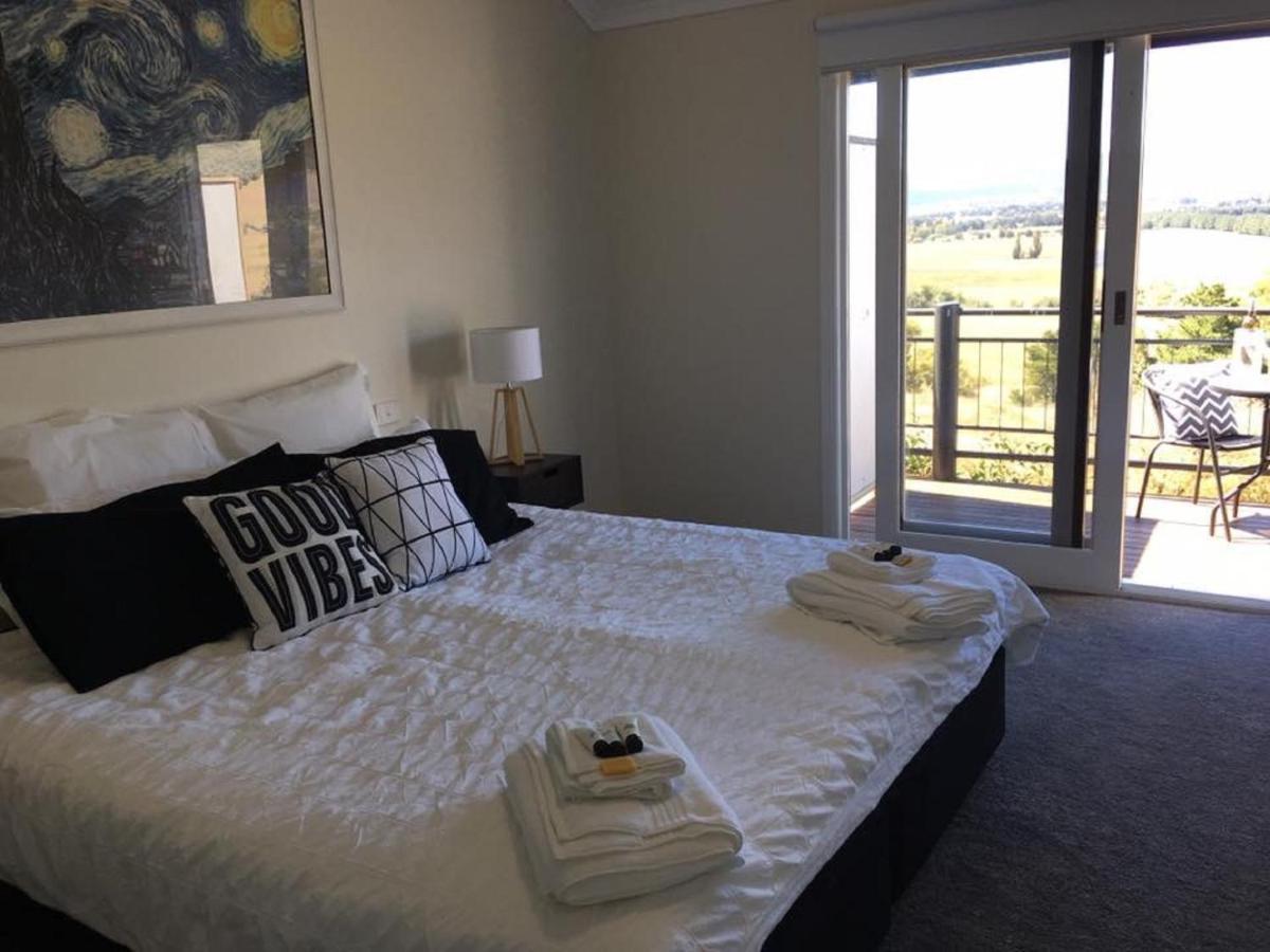 Rosewhite House Bed & Breakfast Myrtleford Dış mekan fotoğraf